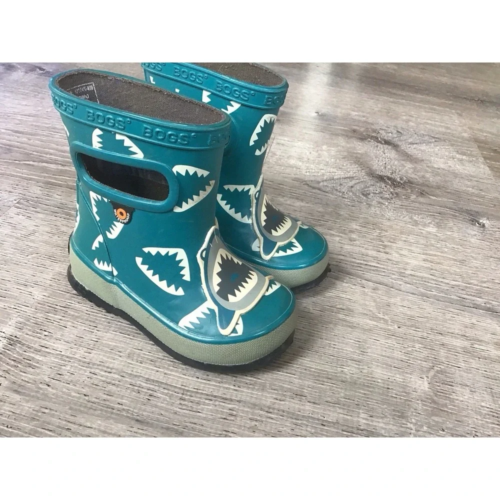 Bogs Shark Skipper Infant Size 4 Rain Boots Blue Slip On Boot